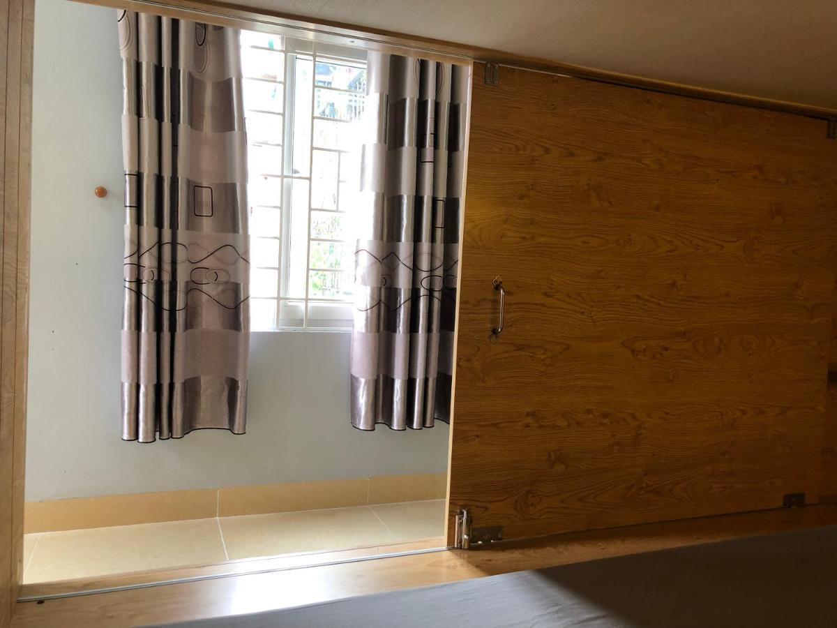 Trangtien Hostel Hanoi Eksteriør billede